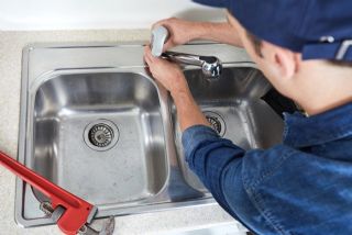 İçerenköy Tesisatçı Lavabo Montaj Değişim Tamir Ustası